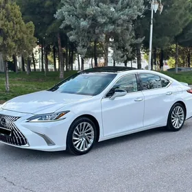 Lexus ES 350 2020