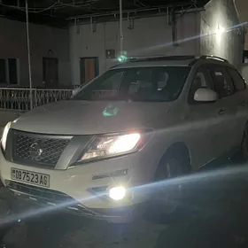 Nissan Pathfinder 2016