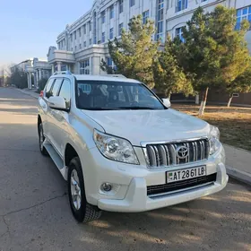 Toyota Land Cruiser Prado 2011