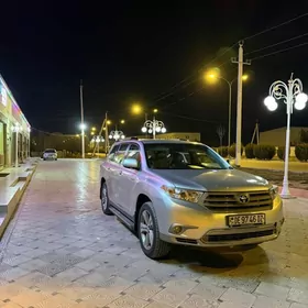 Toyota Highlander 2012