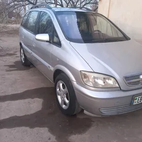 Opel Zafira 2004