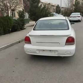 Hyundai Sonata 2000