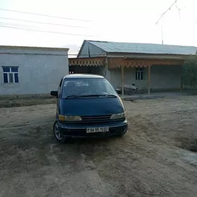 Toyota Previa 1993