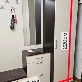 Шкаф для прихожей