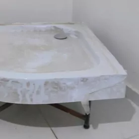 Duş kabinañ plasmasy