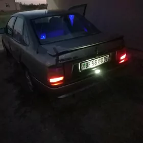 Opel Vectra 1992