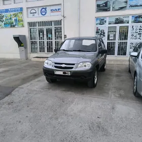 Chevrolet Niva 2010