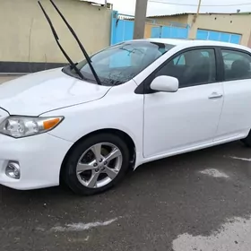 Toyota Corolla 2012