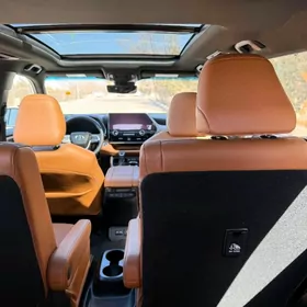 Toyota Highlander 2024