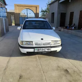 Opel Vectra 1990
