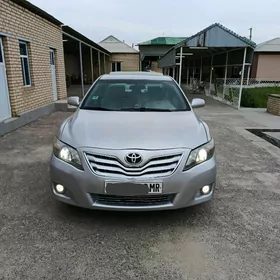 Toyota Camry 2010