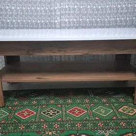 журналный стол