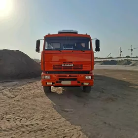 Kamaz 6520 2008