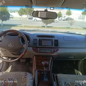 Toyota Camry 2005