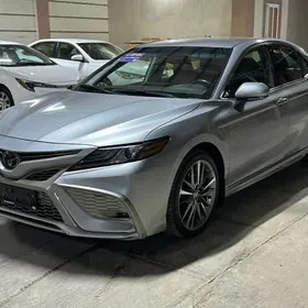 Toyota Camry 2023
