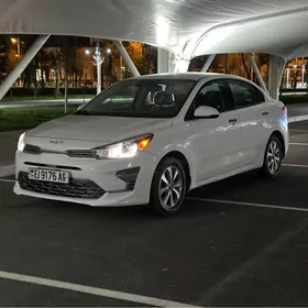 Kia Rio 2021