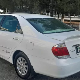 Toyota Camry 2005