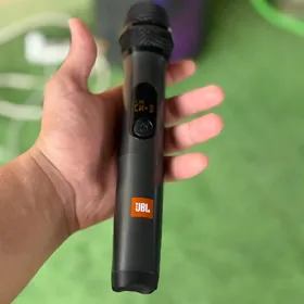 JBL mikrofon