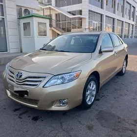 Toyota Camry 2011