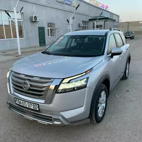 Nissan Pathfinder 2022