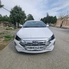 Hyundai Elantra 2019