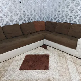 угловой диван