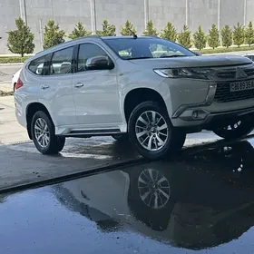 Mitsubishi Montero Sport 2019