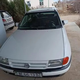 Opel Astra 1993