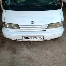 Toyota Previa 1993