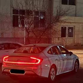 Hyundai Sonata Hybrid 2020