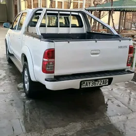 Toyota Hilux 2008