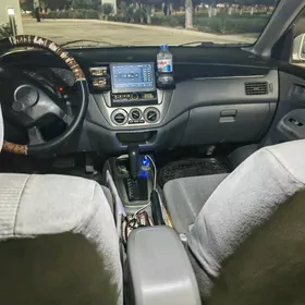 Mitsubishi Lancer 2004