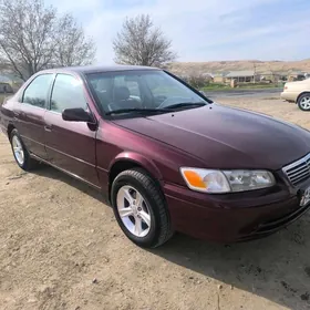 Toyota Camry 2001