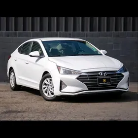 Hyundai Elantra 2020