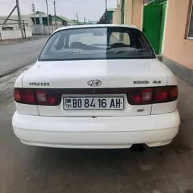 Hyundai Sonata 1995