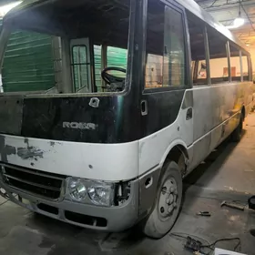 Mitsubishi Rosa 2003