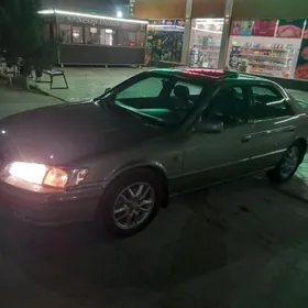 Toyota Camry 2001