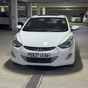 Hyundai Elantra 2012