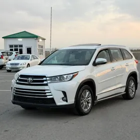 Toyota Highlander 2018
