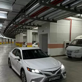 Toyota Camry 2023