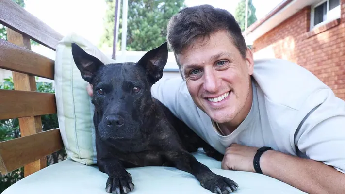 Awstraliýaly bir adam rak keselinden ejir çekýän iti üçin ChatGPT ulanyp mRNA sanjymyny döretdi