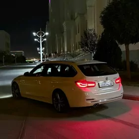 BMW 330 2015