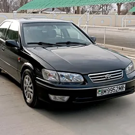 Toyota Camry 2001