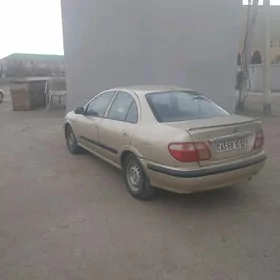 Nissan Sunny 2002