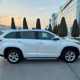 Toyota Highlander 2016