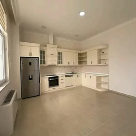 14 TAPGYR 2 ETAŽ 4 KOM