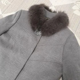 ELINA ROSSI palto 38 razmer