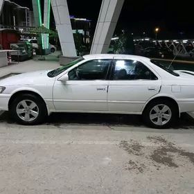 Toyota Camry 1999