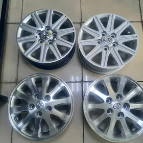 Diska broşka grant oküz baýdak