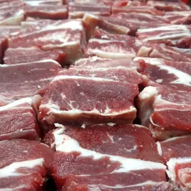 Markeda kassir gerek